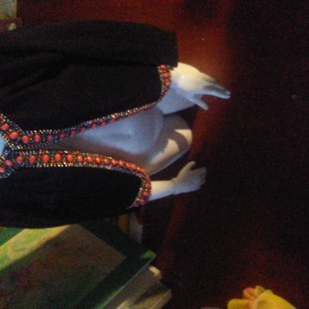 sweater - Picture 3 of 7